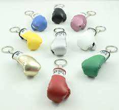 Llavero de Alta Calidad con Forma de Guantes de Boxeo de Cuero PU, Llavero Profesional de Guantes de Boxeo Personalizado de Goma Suave/Silicona/PVC - Product Image 5