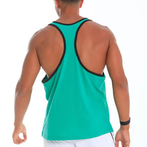 Débardeur sans manches vert pour homme Econex Sports, col rond, tricoté, 100% polyester, couleur unie, séchage rapide, respirant, décontracté, sportif - Product Image 3