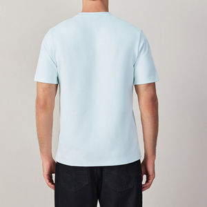 Camiseta Personalizada de Alta Calidad para Hombre con Opciones de 100% Poliéster/Algodón, Antiencogimiento, Manga Corta, Corte Regular, OEM Personalizado - Product Image 3