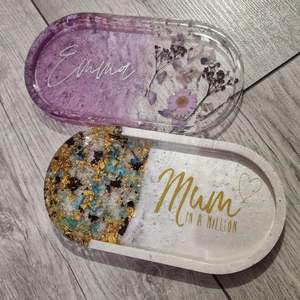 Elegantes Bandejas Decorativas de Resina, Formas Ovaladas y Redondas con Estilo para Decoración del Hogar, RR ENTERPRISES India - Product Image 4