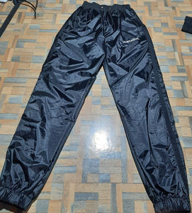 Ropa Deportiva con Bordado de Logotipo Personalizado para Adultos, Ropa de Artes Marciales y Trajes de Boxeo OEM, Trajes de Sauna con Características Personalizables - Product Image 3