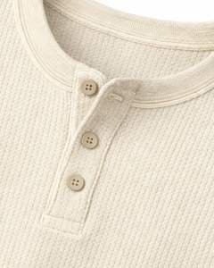 เสื้อยืดแขนยาวทรงเฮนลีย์ผ้าวาฟเฟิลสำหรับผู้ชาย สีงาช้าง สวมใส่สบาย คอติดกระดุม เหมาะสำหรับฤดูหนาว ผ้าฝ้ายทรงเข้ารูป ระบายอากาศได้ดี - Product Image 6