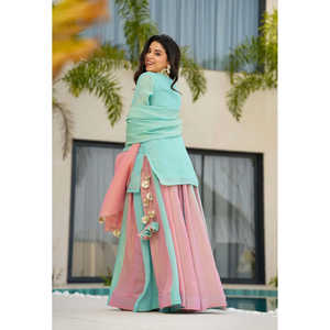 Lehenga & Dupatta Ensemble élégant et élégant haut de soirée pour femmes de taille XL - Product Image 3