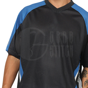 Camiseta Deportiva OEM de Malla Transpirable Unisex de Secado Rápido para Equipos, Uniforme de Entrenamiento de Fútbol y Baloncesto con Estampado por Sublimación - Product Image 3
