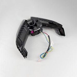 Feu arrière LED E-Mark pour moto avec lentille fumée/transparente et clignotant pour Panigale V2/V2S V4/V4S/V4R 2025~ - Product Image 4