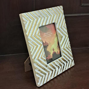 Marco de Fotos de Madera de Estilo Antiguo, Artesanía Tradicional para Interiores Históricos - Product Image 2