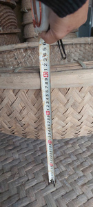 Coracle en bambou traditionnel du Vietnam avec banc et pagaies inclus, idéal pour la décoration d'hôtel - Product Image 6