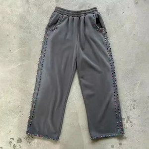 Conjunto de Sudadera con Capucha y Pantalones Deportivos Personalizados, Lavado Ácido, 100% Algodón, Corte Regular, Ropa Deportiva de Alta Calidad - Product Image 5