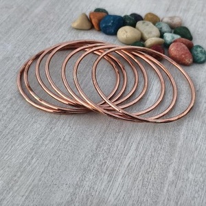 Brazalete Magnético de Cobre Martillado Chapado en Oro, Hecho a Mano, Moderno, para Aniversario/Día de la Madre/Día de Acción de Gracias, India F S - Product Image 2