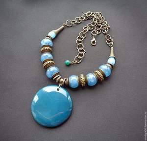 Nouvel Arrivage 2026 – Collier de Perles en Résine Bleu Ciel Tendance pour Femmes et Filles à Prix Abordable – Artisanat en Résine - Product Image 3