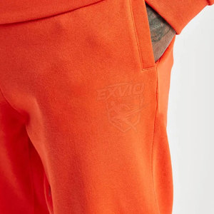 Conjunto Deportivo Casual Moderno para Hombre con Tela Suave para Comodidad Durante Todo el Día, Ideal para Estilo Urbano, Gimnasio o Atuendos de Fin de Semana - Product Image 4
