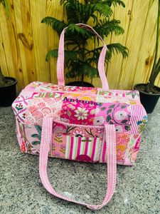 Vintage Inspired <b>Patchwork</b> Quilted Cotton Duffle <b>Bag</b> Handmade Floral Weekend Travel Overnight Shoulder Carry <b>Bag</b> - Product Image 4