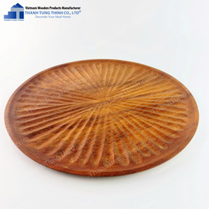 Plateau de service rond en bois poli avec motif rayé pour usage résidentiel, fabriqué en usine vietnamienne - Product Image 3