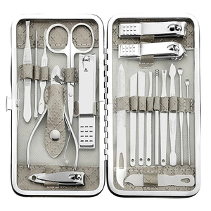 Nouveau kit de manucure OEM, vente chaude en usine, coupe-ongles, coupe-cuticules, kit de manucure, meilleurs kits de beauté légers - Product Image 1