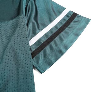 Camisetas de Fútbol Americano Personalizadas con Acabado de Alto Brillo, Mangas Rayadas Premium, Opciones de Sublimación y Tackle Twill - Product Image 4
