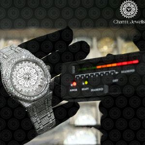 Reloj de Cristal de Lujo para Mujer Charm Jewells, Analógico de Cuarzo, Correa de Acero Inoxidable, Esfera Redonda de 38 mm, Estilo Joyería de Moda - Product Image 3