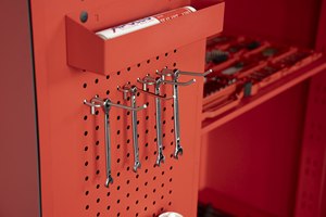 Wholesale 91cm Red Steel <b>Lockable</b> Tool <b>Cabinet</b> with Shelves for Garage Workshop <b>Storage</b> Use - Product Image 6