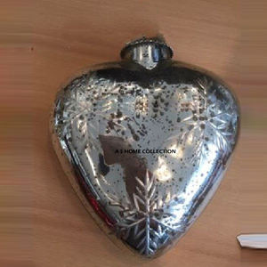 Decoraciones Navideñas Nórdicas Rústicas de Alta Calidad para Fiestas, Caja Festiva con Santa Claus - Product Image 4