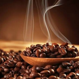 กาแฟเวียดนามแท้จากที่ราบสูง ผลิตจากเมล็ดอาราบิก้าที่ได้รับการรับรองความยั่งยืน ผ่านการล้างทำความสะอาดอย่างสมบูรณ์  คั่วแบบอุตสาหกรรมสำหรับการส่งออกขายส่ง - Product Image 3