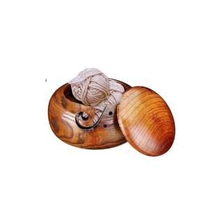 Cuenco Redondo de Madera Premium para Hilos, Venta al por Mayor, Ecológico, de Madera de Palisandro, con Guía en Espiral y Orificios para Accesorios de Ganchillo - Product Image 1