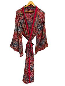 Robe kimono de luxe en soie patchwork, cache-maillot de bain, tenue de nuit, longue robe, kimono indien vintage fait main en soie de sari recyclée - Product Image 6