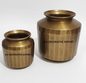 Jarrón de Metal Martillado de Aluminio - Macetas Decorativas Modernas con Diseño Acanalado para Decoración del Hogar e Interiores Tradicionales, Bodas, Ecológico - Product Image 4