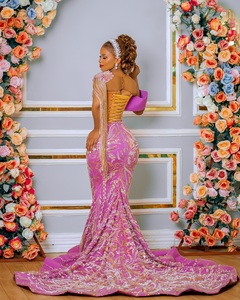 Pañuelo Africano Glamorous George de Talla Grande, Transpirable, de Poliéster, con Detalles de Perlas para una Apariencia Regia - Product Image 2