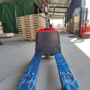 รถยกพาเลทแบบเข็นมือขนาดเล็ก บรรทุกได้ 1 ตัน แบบพกพา ขับเคลื่อนด้วยไฟฟ้า พร้อมที่เดินตามด้านหลัง - Product Image 3