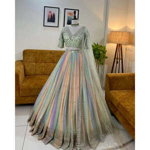 Mono de fiesta de diseñador Fancy Lace Work Lehenga Choli para ocasiones especiales - Product Image 2