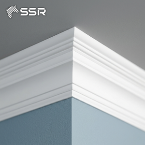 Corniche de plafond intérieure en pin pré-primé SSR, enduite de gesso blanc, à joint en dentelle, peignable - Product Image 4