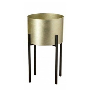 Net Design Indoor and Outdoor Black <b>Stand</b> Gold Metal Flower <b>Pot</b> with Decorative Planter for Home Entryway and Garden - Product Image 5