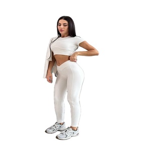 Nuevo Conjunto Deportivo de Yoga para Mujer, Talla Grande, Cintura Alta Elástica, 100% Poliéster, Conjunto de 2 Piezas - Product Image 1