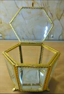 Vintage Gold Hexagonal Glass Jewelry <b>Box</b> | Engraved Star Pattern Decorative <b>Keepsake</b> <b>Box</b> with Ornate Feet for Wedding & Gift - Product Image 2