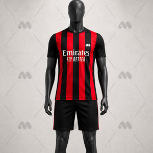 Conjunto de Uniforme de Fútbol Personalizado, Rojo y Negro a Rayas, de Secado Rápido, Transpirable, Manga Corta - Product Image 1