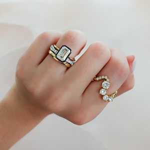 Wholesale Emerald Lab Grown Diamond Engagement Rings 14K 18K Solid Gold <b>Black</b> Contrast Bezel Set Solitaire Bridal <b>Wedding</b> <b>Bands</b> - Product Image 6