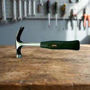 Marteau de charpentier en acier au carbone de 16oz avec logo personnalisé haute durabilité pour usage industriel et domestique fournisseur indien - Product Image 3
