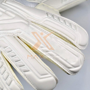Gants de gardien de but de football professionnels en cuir de haute qualité, impression de logo personnalisée, respirants, antidérapants, imperméables, pour sports de plein air - Product Image 6