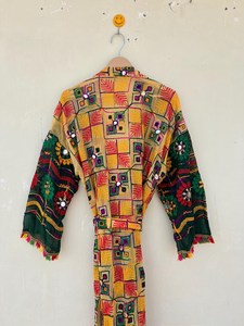 ชุดกิโมโนลายการ์ตูนพิมพ์ลายด้วยมือ ดีไซน์ไม่ซ้ำใคร ชุดนอนผ้าฝ้าย 100% คอวี เอวยางยืด ใส่สบาย ระบายอากาศได้ดี เหมาะสำหรับฤดูร้อน - Product Image 2