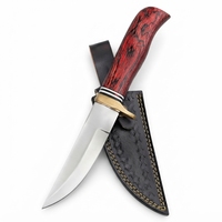 Couteau de chasse à lame fixe forgé à la main, manche en bois Pakka rouge, embout en laiton, queue de rat, avec étui, vente en gros B2B OEM