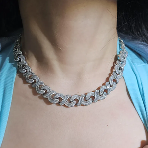 Collier de Luxe Unisexe en Argent 925 Plaqué Rhodium avec Perle d'Eau Douce et Moissanite Sertie Griffe, Chaîne à Maillons Coupe Baguette, Idéal au Quotidien - Product Image 1