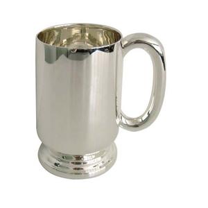 Jarra de agua de acero inoxidable con diseño martillado y acabado en cobre para decoración de mesa y uso como recipiente para beber agua. - Product Image 6