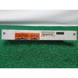 ECU และโมดูลคอมพิวเตอร์มือสองสำหรับรถยนต์ E-class รุ่น A2108204526 - Product Image 3