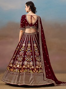 Ensemble Lehenga Choli en Georgette Bourgogne à Manches Trois-Quarts, Broderie Florale Zari Resham, Tenue Traditionnelle pour Femme, Idéal pour Mariage et Fêtes - Product Image 3