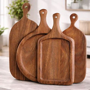 Plateau à pizza en bois de noyer noir de qualité supérieure, planches à fromage et à charcuterie, planche à découper - Product Image 1