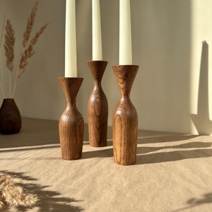 Support à bougie en bois fait main avec finition naturelle, parfait pour la décoration intérieure, les dîners et les fêtes. - Product Image 4