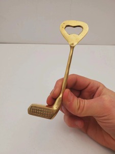 Ouvre-bouteille en métal doré en forme de balle de golf, design sportif élégant, outil de bar pour la maison, la cuisine et le bar, vente en gros depuis l'Inde - Product Image 4