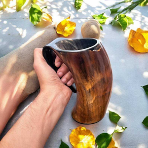 Chope à bière artisanale en corne de buffle naturelle, style Viking, grande capacité, rustique, écologique, cadeau - Product Image 2