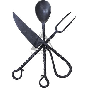 Ensemble de couverts en acier au carbone forgé à la main, durable et de haute qualité - Couverts de camping légers et durables avec couleur personnalisée - Product Image 2