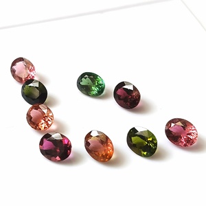 Lot de 9 pierres précieuses en tourmaline multicolore du Mozambique, 100 % naturelles, 18,15 carats, calibrées 7x9 mm, pierres brutes - Product Image 5