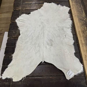 Tapis en cuir de vachette premium, tapis en peau de vache naturelle pour la décoration intérieure, tapis en cuir de vache naturel fait main - Product Image 4